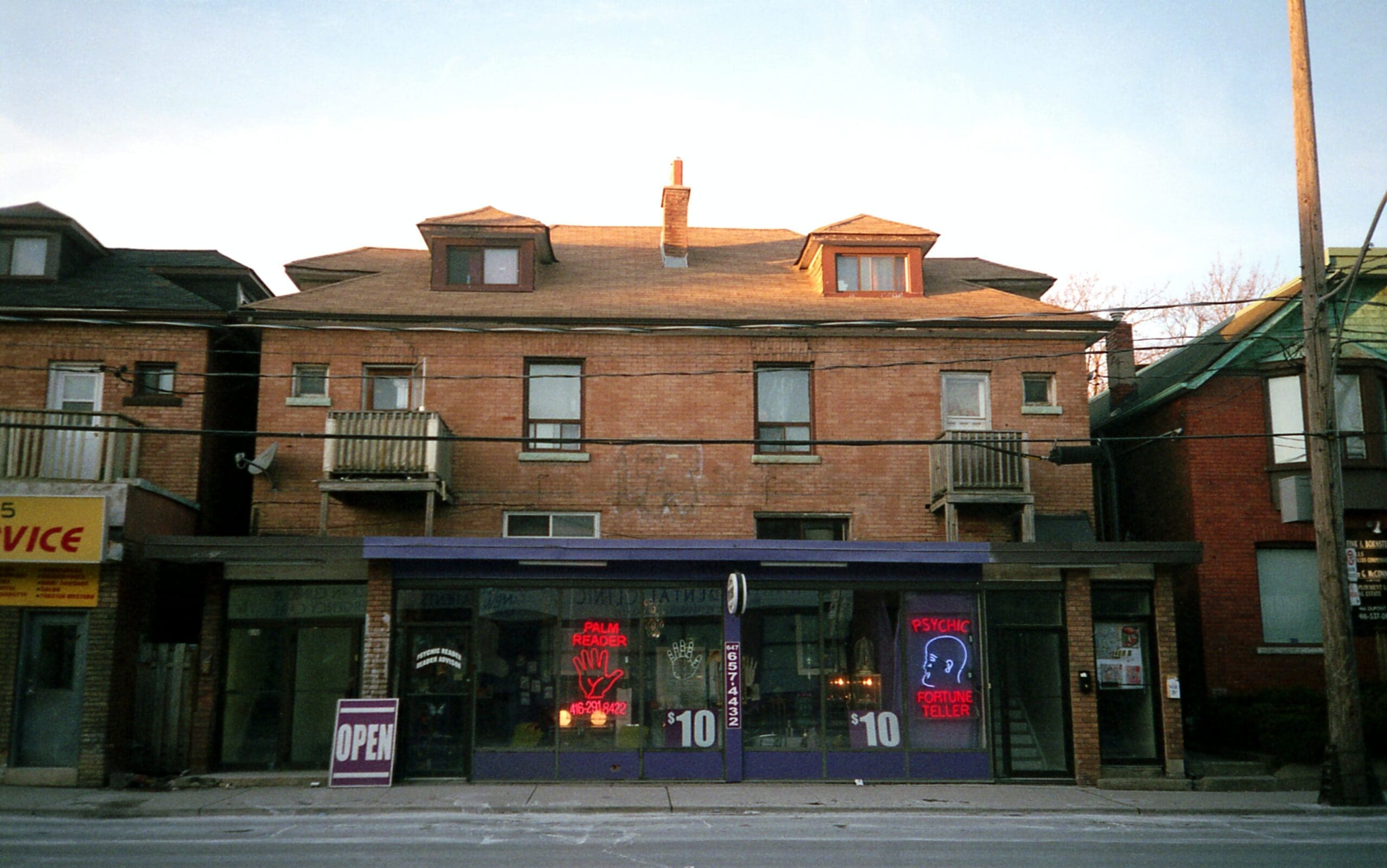 California Commercial Building